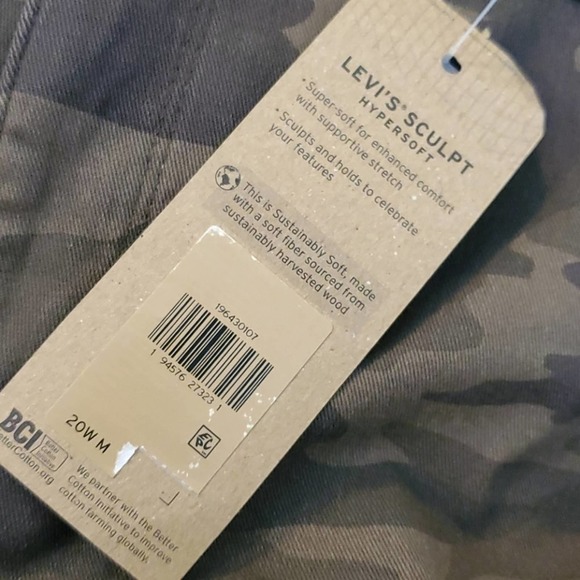Levis Trendy Plus 311 Camo-Print Shaping Skinny Jeans sz 20 new!!! - Picture 4 of 7